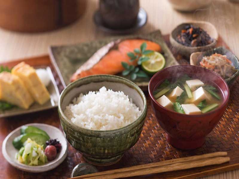معرفی رسوم غذا خوردن ژاپنی ­ها